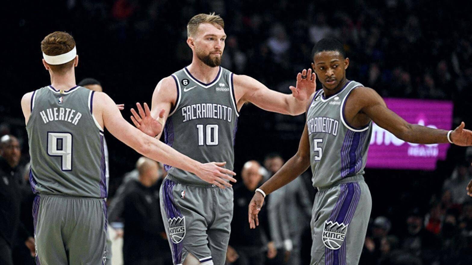 关于集结日突围战来临,萨克拉门托国王围绕NBA常规赛篮板制胜,底气十足,团队化学反应显著的信息 关于集结日突围战来临,萨克拉门托国王围绕NBA常规赛篮板制胜,底气十足,团队化学反应显著的信息