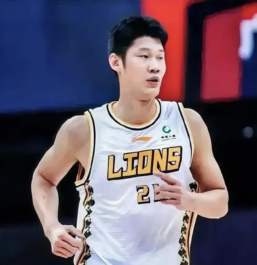 包含赛地聚焦：CBA季后赛今晨热度飙升；马赛复出首秀；目标明确；资深球员宣示担当的词条