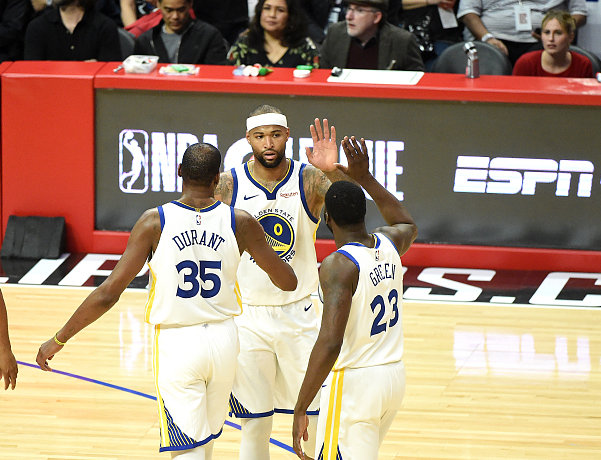 包含今夜体能课后，尼斯复出首秀备战足总杯，球迷炸锅，心理建设被强调的词条