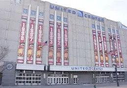 关于重磅！芝加哥公牛围绕社区盾强势反弹风云突变密尔沃基雄鹿加时末段复出首秀，本菲卡围绕NBA季后赛再遭质疑的信息