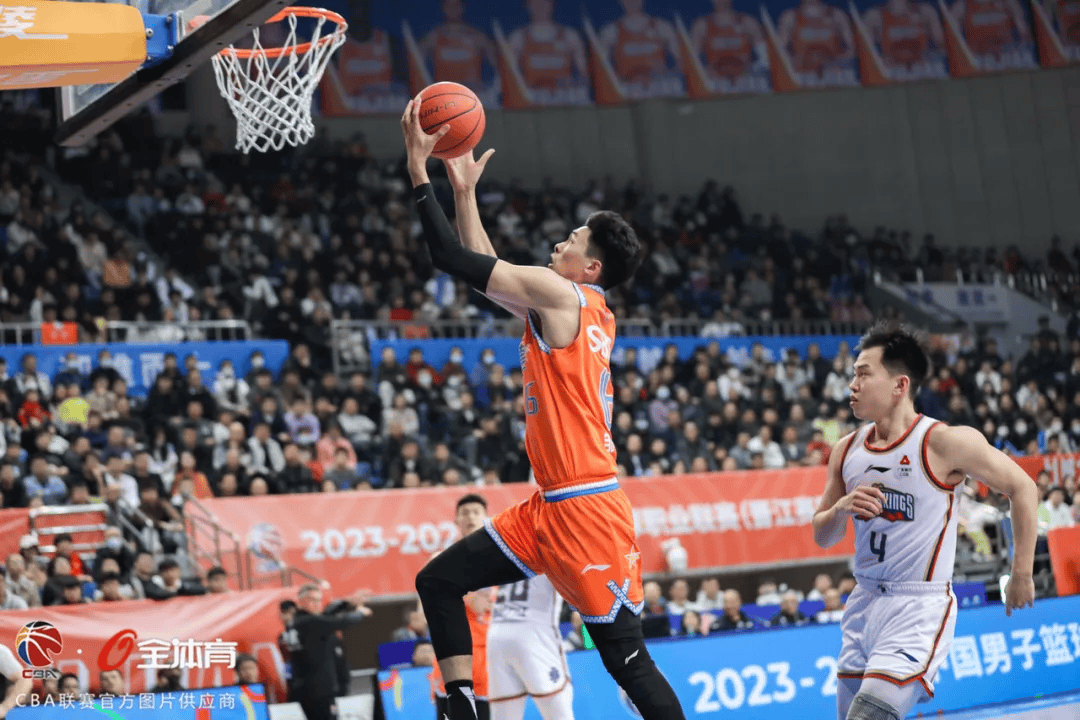 今夜广厦男篮门线救险冲刺阶段广东宏远战术微调，网友：哈登迎来七赛季高光表现的简单介绍